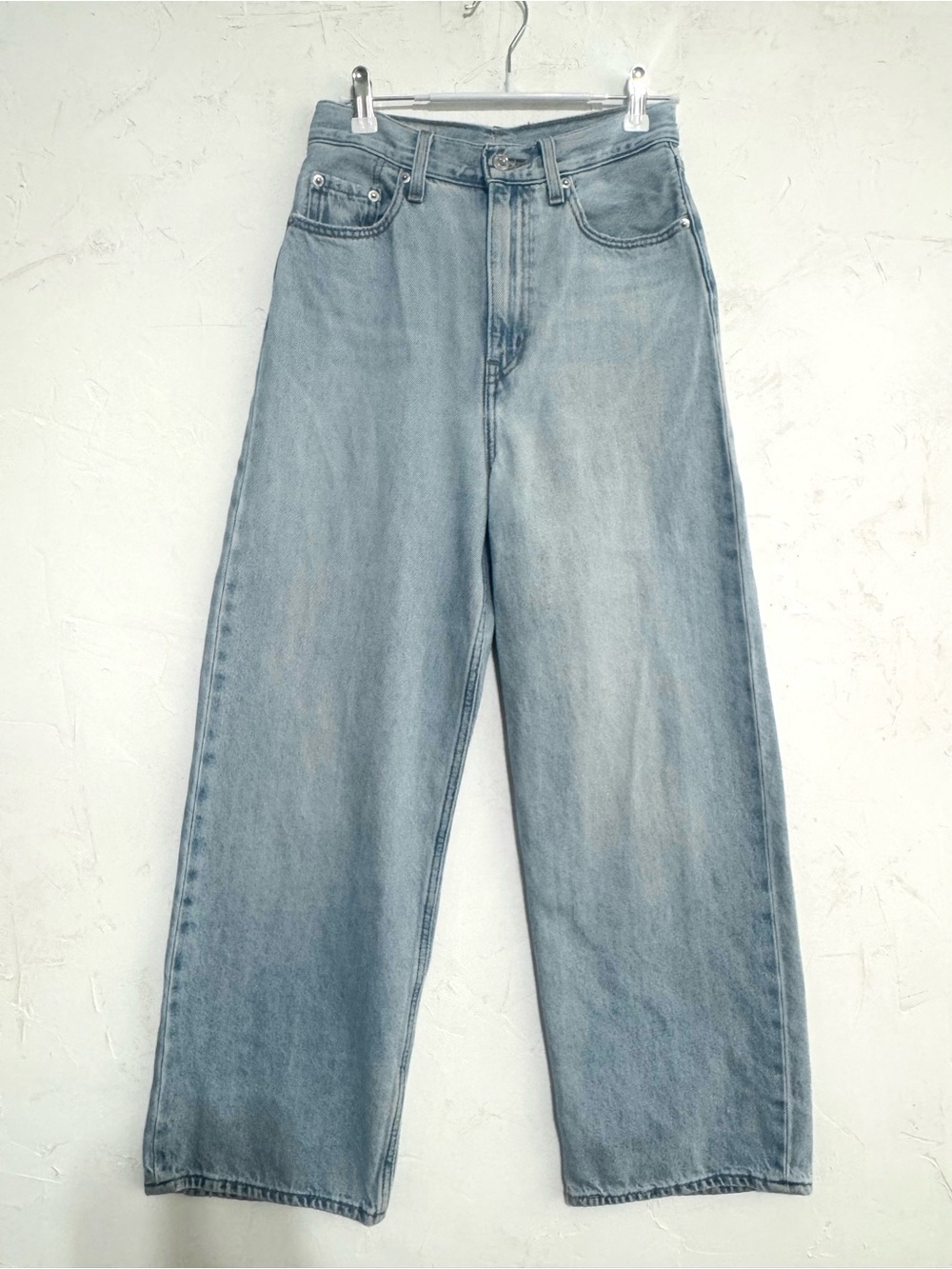 Levi's Premium W26 Light Wash High Rise Wide Leg Jeans